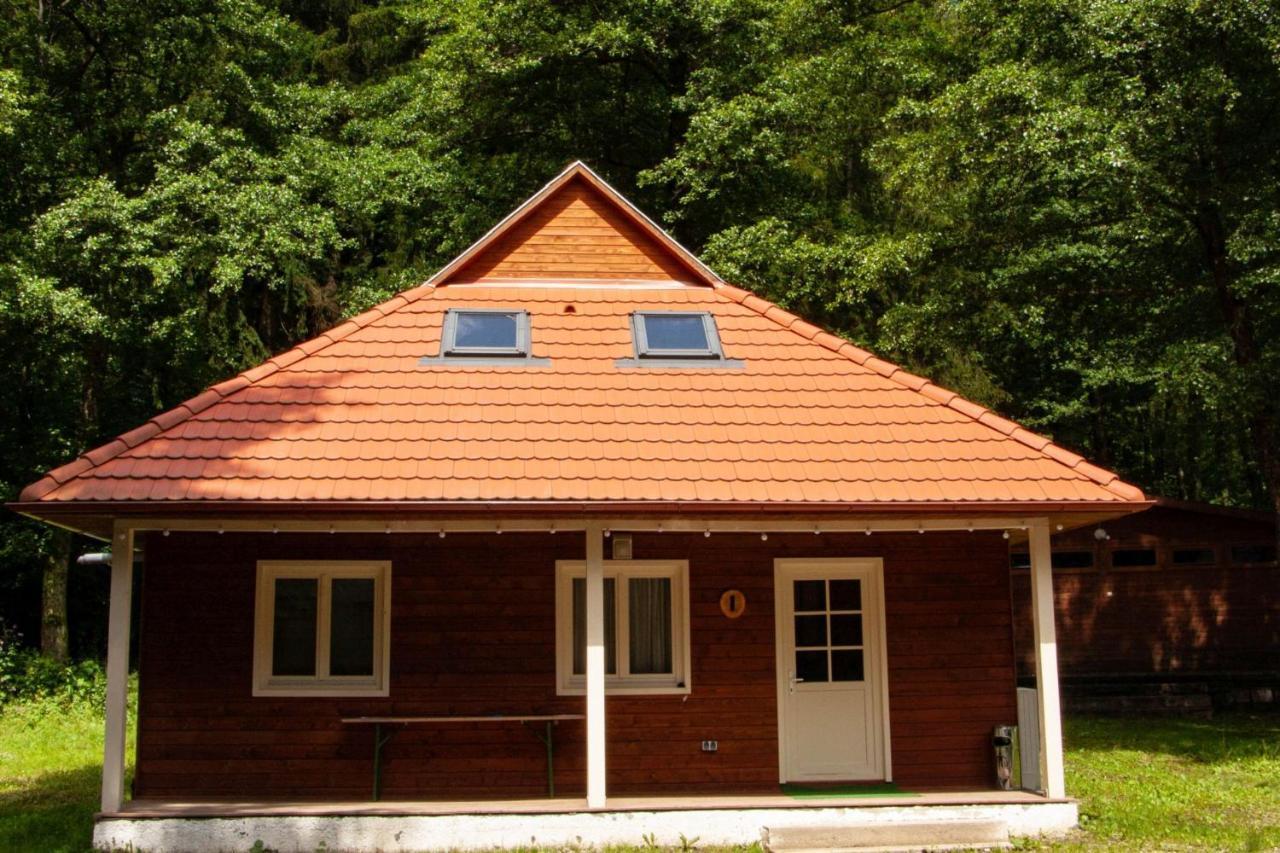 Tusnad Camping BaileTusnad Buitenkant foto