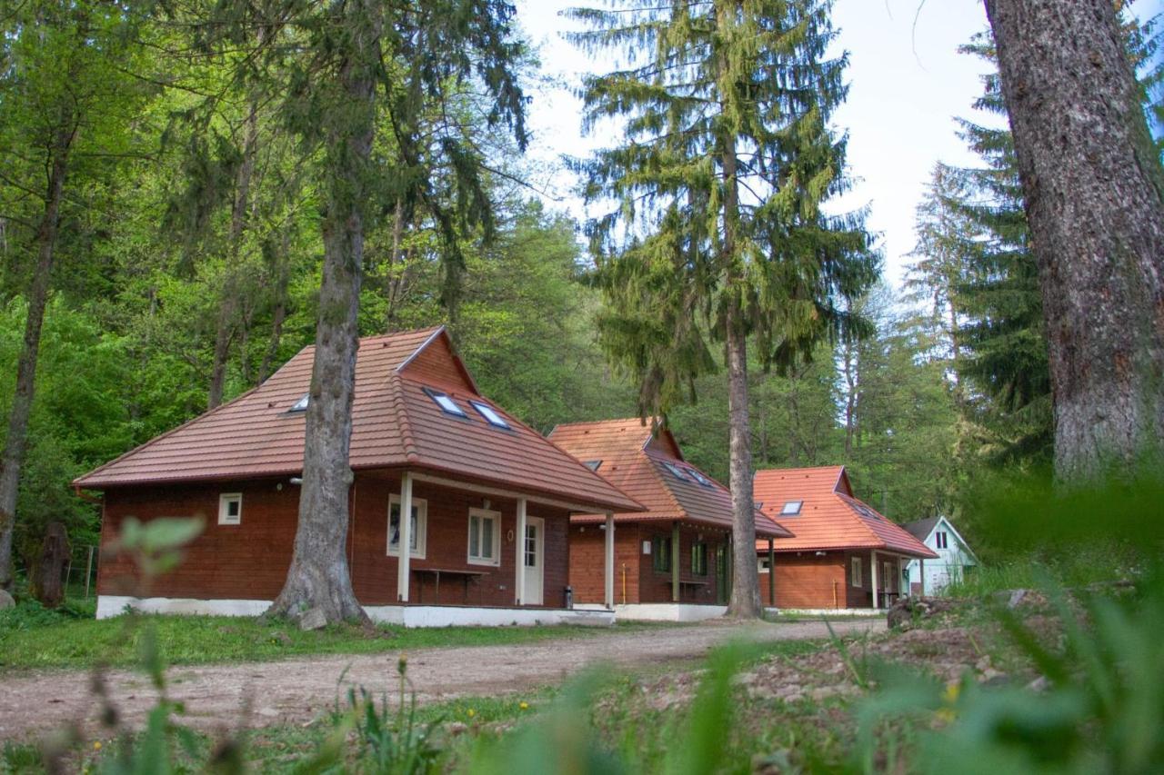 Tusnad Camping BaileTusnad Buitenkant foto